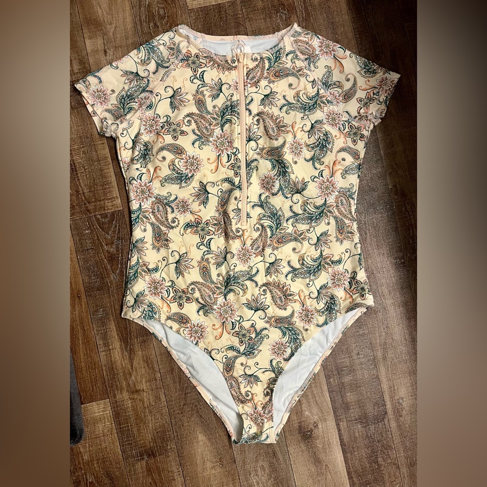 Cupshe One Piece Bathing Suit